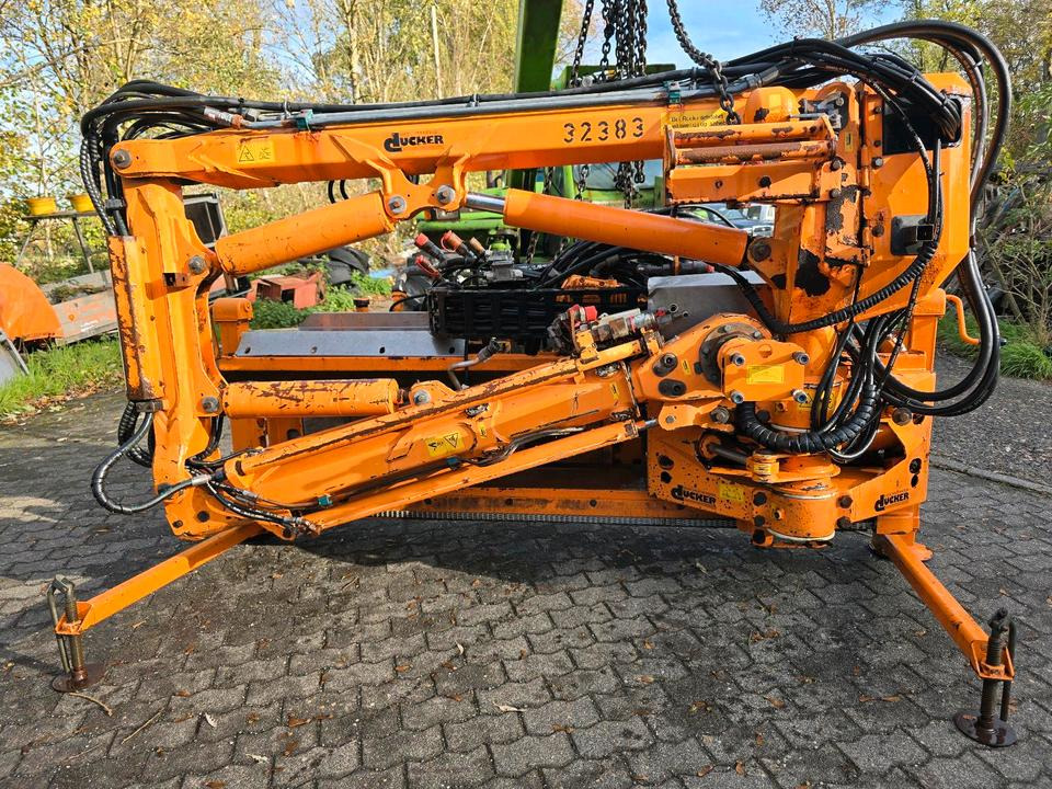 Dücker DUA 800 für Fendt Deutz Böschungsmäher Böschungsmulcher Traktor Bankettmäher 800 600 Mulag Una MHU - Armmaaier: afbeelding 4 Dücker DUA 800 für Fendt Deutz Böschungsmäher Böschungsmulcher Traktor Bankettmäher 800 600 Mulag Una MHU - Armmaaier: afbeelding 4