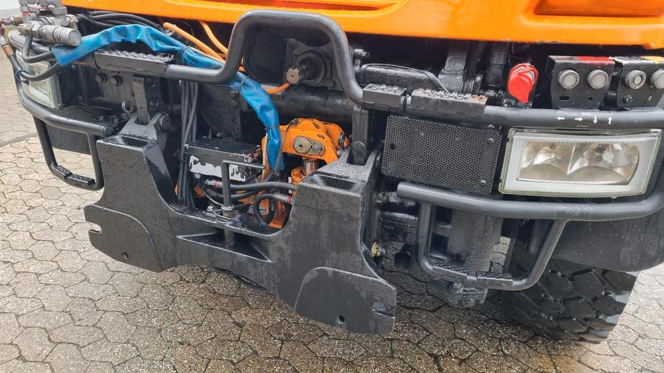Unimog 405 U500 2013 6500 Stunden Hydrostat Variopilot Mercedes Benz U 500 400 300 318 423b430 530 - Gemeentelijke machine/ Speciaal: afbeelding 5 Unimog 405 U500 2013 6500 Stunden Hydrostat Variopilot Mercedes Benz U 500 400 300 318 423b430 530 - Gemeentelijke machine/ Speciaal: afbeelding 5