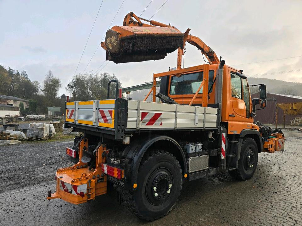 Unimog U400 2011 Bluetec 5 Mercedes-Benz 405 423 427 300 U 500 Mulag MKM Mähausleger Böschungsmäher Böschungsmulcher FME Dücker - Gemeentelijke machine/ Speciaal: afbeelding 3 Unimog U400 2011 Bluetec 5 Mercedes-Benz 405 423 427 300 U 500 Mulag MKM Mähausleger Böschungsmäher Böschungsmulcher FME Dücker - Gemeentelijke machine/ Speciaal: afbeelding 3