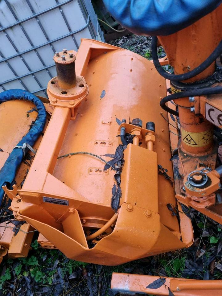 Gilbers Mulchkopf Mähkorb Mähkopf 120cm Mulag Mähausleger Böschun - Klepelmaaier/ Mulcher: afbeelding 2 Gilbers Mulchkopf Mähkorb Mähkopf 120cm Mulag Mähausleger Böschun - Klepelmaaier/ Mulcher: afbeelding 2