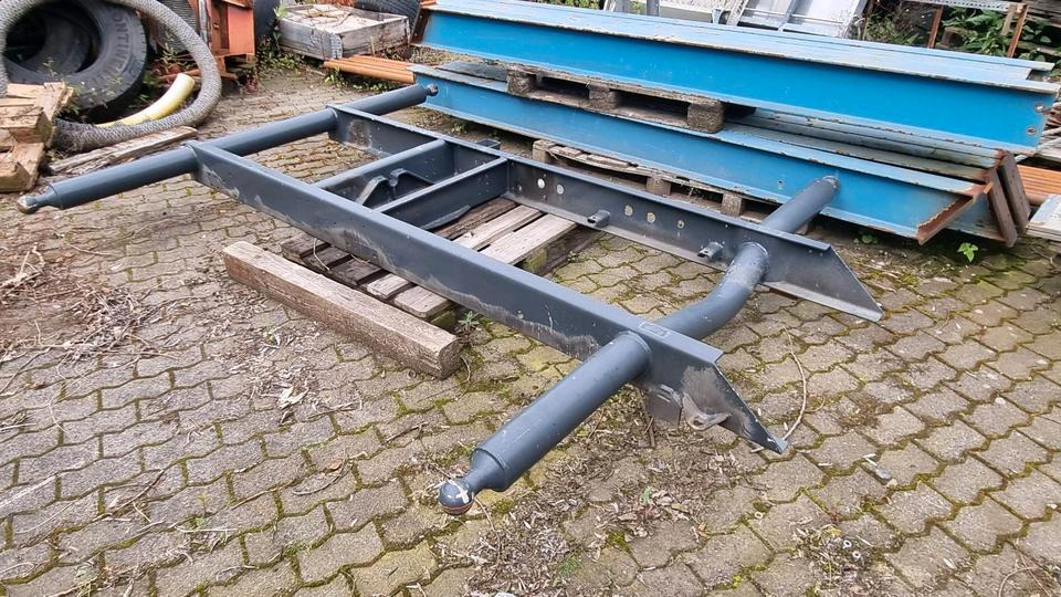 Kipperrahmen Unimog U500 405 U 500 527 530 535 Kipperspinne Mercedes-Benz - Frame/ Chassis voor Gemeentelijke machine/ Speciaal: afbeelding 1 Kipperrahmen Unimog U500 405 U 500 527 530 535 Kipperspinne Mercedes-Benz - Frame/ Chassis voor Gemeentelijke machine/ Speciaal: afbeelding 1