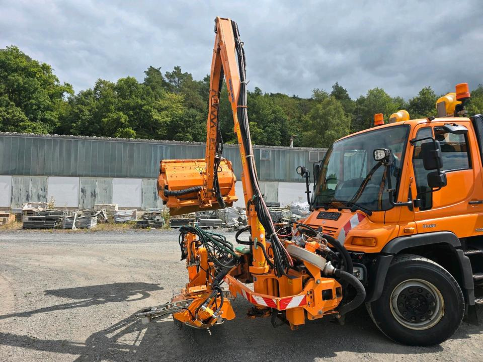Mulag MKM 700 Mähausleger 2015 Böschungsmäher Böschungsmulcher Tandemmäher Für Unimog UGE UGN 405 427 424 U400 300 500 - Armmaaier: afbeelding 4 Mulag MKM 700 Mähausleger 2015 Böschungsmäher Böschungsmulcher Tandemmäher Für Unimog UGE UGN 405 427 424 U400 300 500 - Armmaaier: afbeelding 4