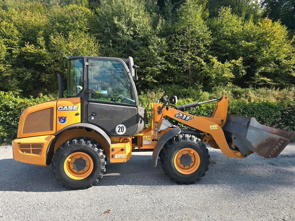 Neuwertiger Radlader Case 21F 21 F N 788 nur 550 Betriebstunden Lader Hoflader Frontlader 4x4 5000kg JCB Kramer - Mobiele graafmachine: afbeelding 2 Neuwertiger Radlader Case 21F 21 F N 788 nur 550 Betriebstunden Lader Hoflader Frontlader 4x4 5000kg JCB Kramer - Mobiele graafmachine: afbeelding 2