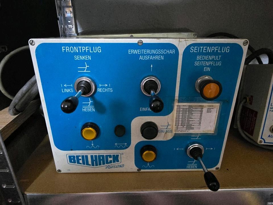 Beilhack Schneepflug Steuerung Bedienung Bedienteil Controller Fernbedienung Steuereinheit Bordcomputer - Onderdelen voor Sneeuwruimer: afbeelding 1 Beilhack Schneepflug Steuerung Bedienung Bedienteil Controller Fernbedienung Steuereinheit Bordcomputer - Onderdelen voor Sneeuwruimer: afbeelding 1