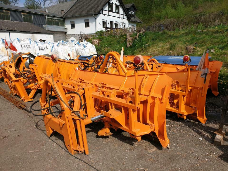 Schneepflug Schneeschild Schmidt Beilhack Epoke Küpper Weisser - Sneeuwschuif: afbeelding 2 Schneepflug Schneeschild Schmidt Beilhack Epoke Küpper Weisser - Sneeuwschuif: afbeelding 2