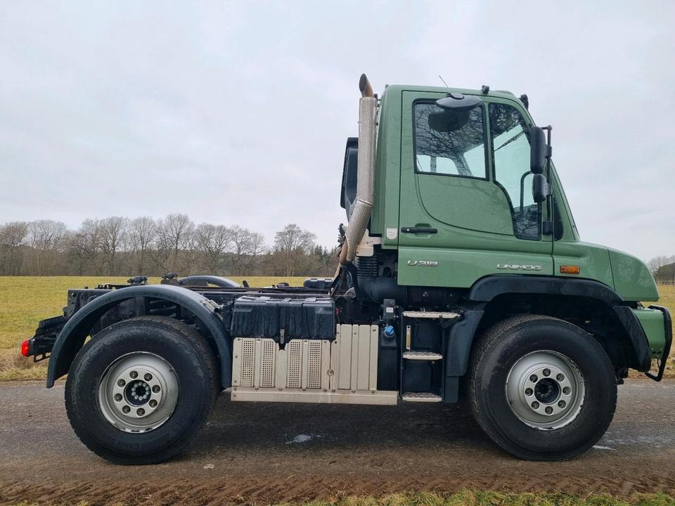 Unimog 318 Mercedes-Benz U 405 323 327 423 418 427 430 530 300 400 500 Automatik Euro 6 - Chassis vrachtwagen, Gemeentelijke machine/ Speciaal: afbeelding 4 Unimog 318 Mercedes-Benz U 405 323 327 423 418 427 430 530 300 400 500 Automatik Euro 6 - Chassis vrachtwagen, Gemeentelijke machine/ Speciaal: afbeelding 4