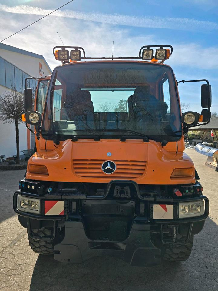 Unimog 405/10 U400 Bluetec 5 Leistungshydraulik Hydrostat U 400 500 300 Mercedes-Benz 318 218 430 423 427 - Sneeuwruimer: afbeelding 4 Unimog 405/10 U400 Bluetec 5 Leistungshydraulik Hydrostat U 400 500 300 Mercedes-Benz 318 218 430 423 427 - Sneeuwruimer: afbeelding 4