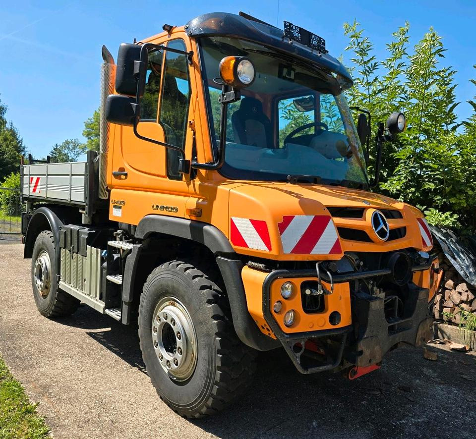 Unimog 405 U423 Mercedes-Benz U 423 Variopilot Easy-Drive Hydrostat 427 430 727 429 Dücker - Vrachtwagen met open laadbak, Gemeentelijke machine/ Speciaal: afbeelding 2 Unimog 405 U423 Mercedes-Benz U 423 Variopilot Easy-Drive Hydrostat 427 430 727 429 Dücker - Vrachtwagen met open laadbak, Gemeentelijke machine/ Speciaal: afbeelding 2