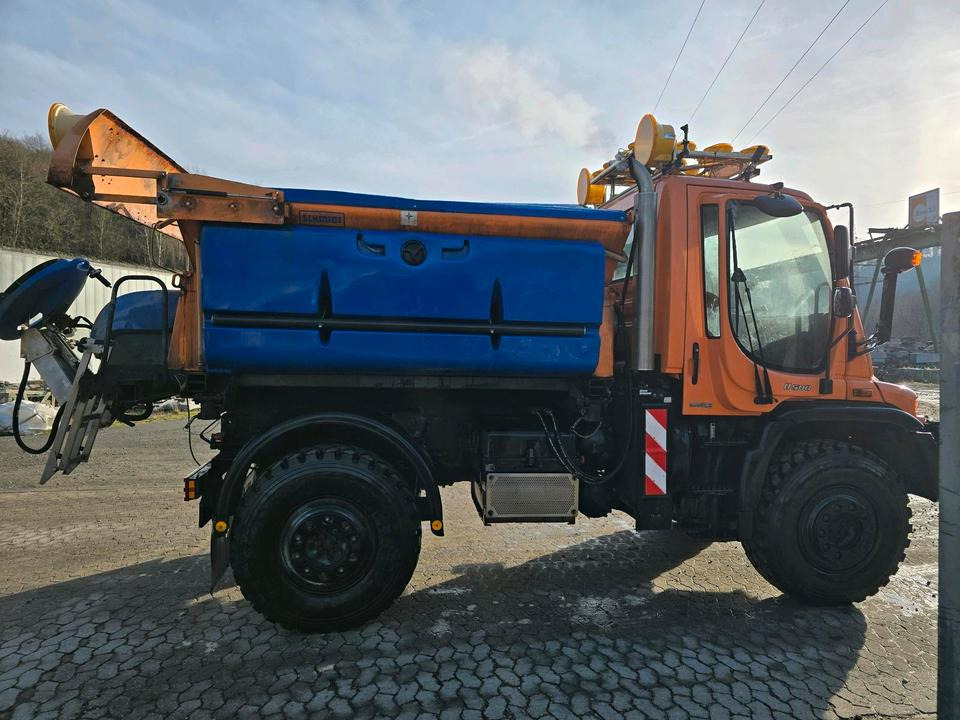 Unimog U500 2008 EasyDrive Variopilot Leistungshydraulik 405/10 405/12 NKS-Z-UGN-43K Bluetec 4 Mercedes-Benz UGE UGN Schmidt Stratos Salzstreuer - Sneeuwruimer: afbeelding 5 Unimog U500 2008 EasyDrive Variopilot Leistungshydraulik 405/10 405/12 NKS-Z-UGN-43K Bluetec 4 Mercedes-Benz UGE UGN Schmidt Stratos Salzstreuer - Sneeuwruimer: afbeelding 5