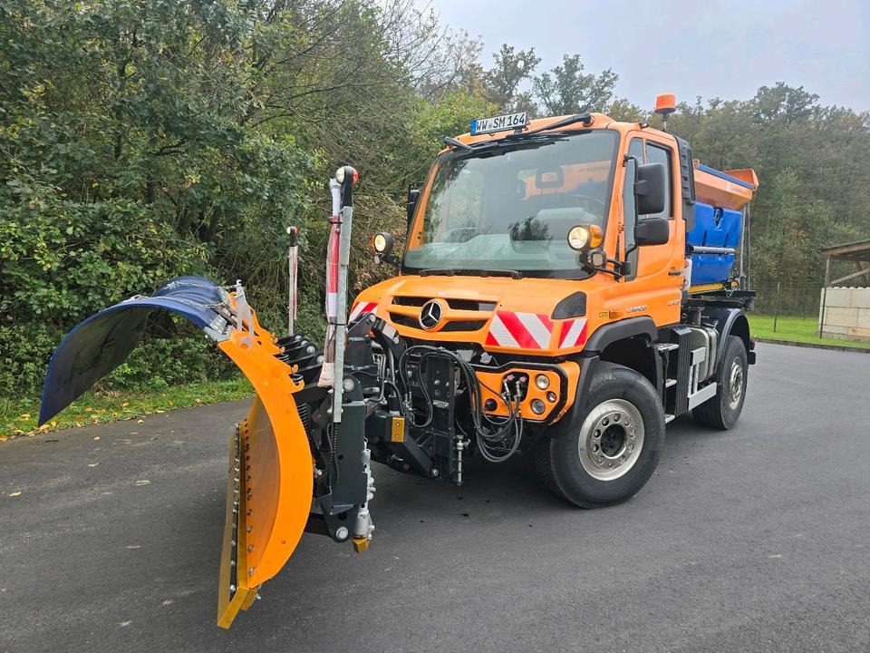 Unlmog 405 U 423 Schmidt Stratos Schneepflug U430 427 Mercedes 318 530 527 Winterdienst - Sneeuwruimer: afbeelding 2 Unlmog 405 U 423 Schmidt Stratos Schneepflug U430 427 Mercedes 318 530 527 Winterdienst - Sneeuwruimer: afbeelding 2