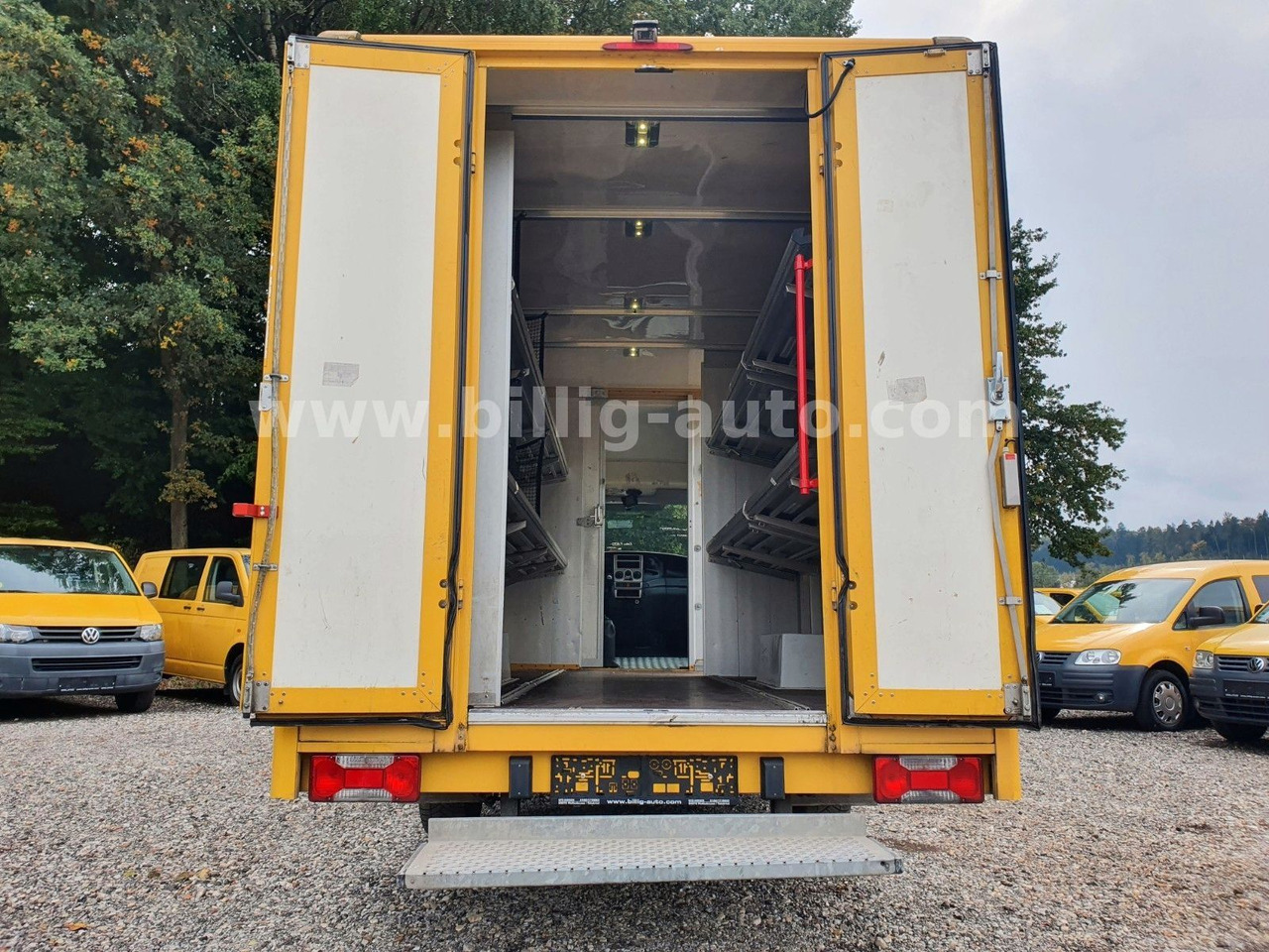 Iveco Daily 1.Hd*EU4*Luftfed.* Integralkoffer DHL POST - Personenwagen: afbeelding 5 Iveco Daily 1.Hd*EU4*Luftfed.* Integralkoffer DHL POST - Personenwagen: afbeelding 5