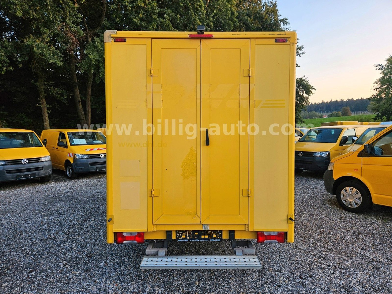 Iveco Daily Koffer Kasten Integralkoffer Automatik - Bestelwagen gesloten laadbak: afbeelding 4 Iveco Daily Koffer Kasten Integralkoffer Automatik - Bestelwagen gesloten laadbak: afbeelding 4
