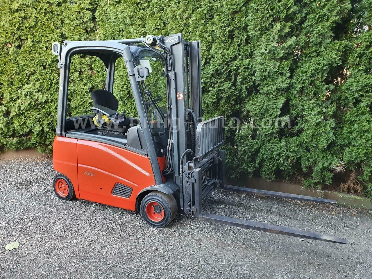 Linde E18 PH 4-Rad Seitenschieber*Zinkenverstellung* - Elektrische heftruck: afbeelding 5 Linde E18 PH 4-Rad Seitenschieber*Zinkenverstellung* - Elektrische heftruck: afbeelding 5