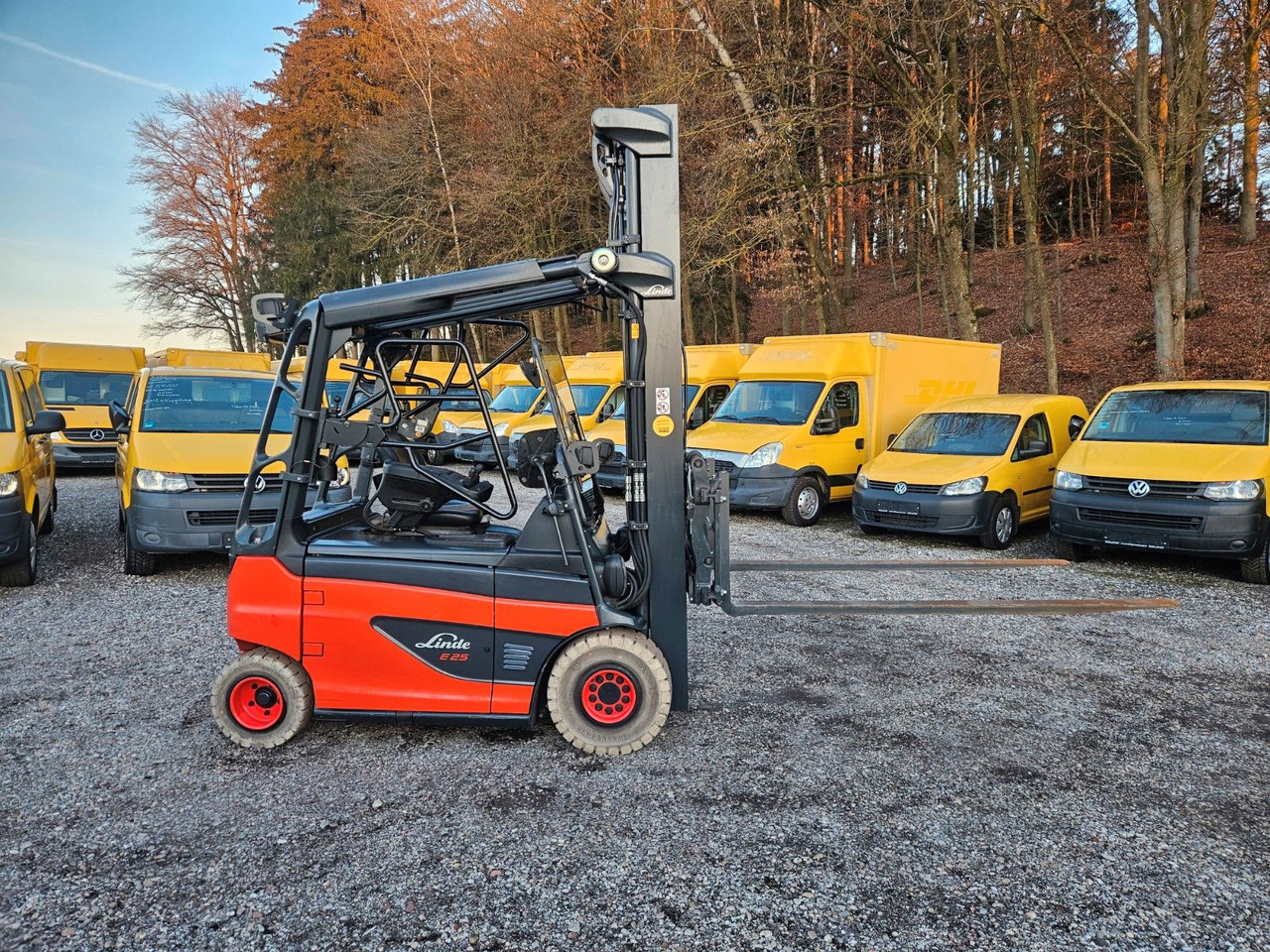 Linde E25 R Roadster , 6.880mm Hubhöhe, StVZO hydr. Zi - Elektrische heftruck: afbeelding 5 Linde E25 R Roadster , 6.880mm Hubhöhe, StVZO hydr. Zi - Elektrische heftruck: afbeelding 5