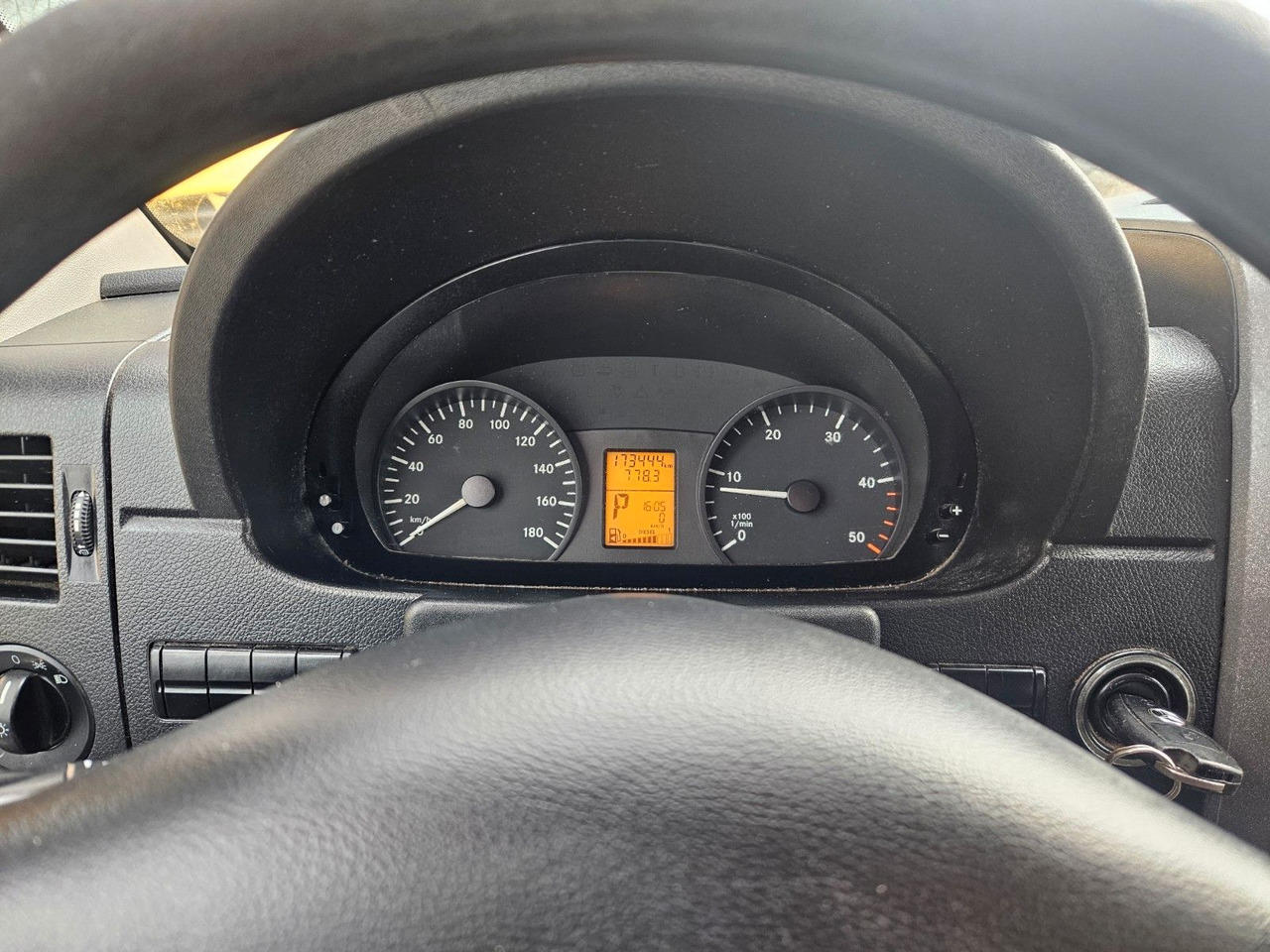 Bestelwagen gesloten laadbak Mercedes-Benz Sprinter Koffer Foodtruck Camper Wohnmobil Kaste: afbeelding 6 Bestelwagen gesloten laadbak Mercedes-Benz Sprinter Koffer Foodtruck Camper Wohnmobil Kaste: afbeelding 6