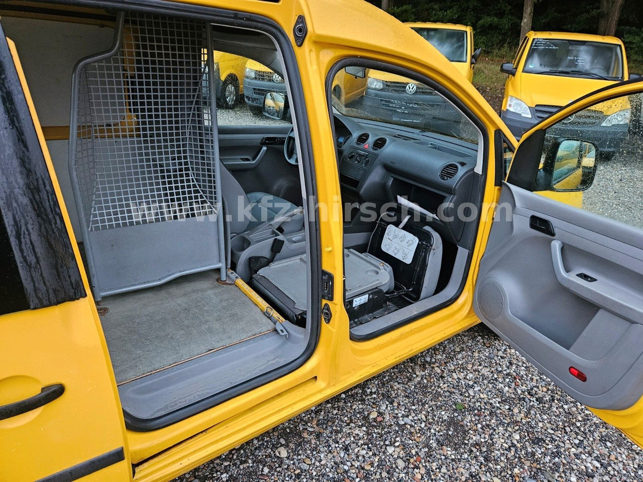 Volkswagen Caddy 2.0 SDI*1.Hand*2-Sitzer*2xSchiebetüre - Personenvervoer: afbeelding 4 Volkswagen Caddy 2.0 SDI*1.Hand*2-Sitzer*2xSchiebetüre - Personenvervoer: afbeelding 4