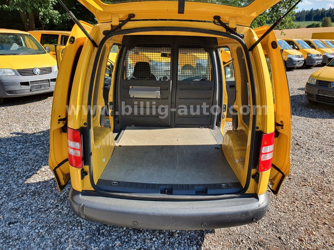 Volkswagen Caddy 2.0 TDI* EURO5*1.Hand*S-heft*2xSchiebetüre - Personenvervoer: afbeelding 5 Volkswagen Caddy 2.0 TDI* EURO5*1.Hand*S-heft*2xSchiebetüre - Personenvervoer: afbeelding 5