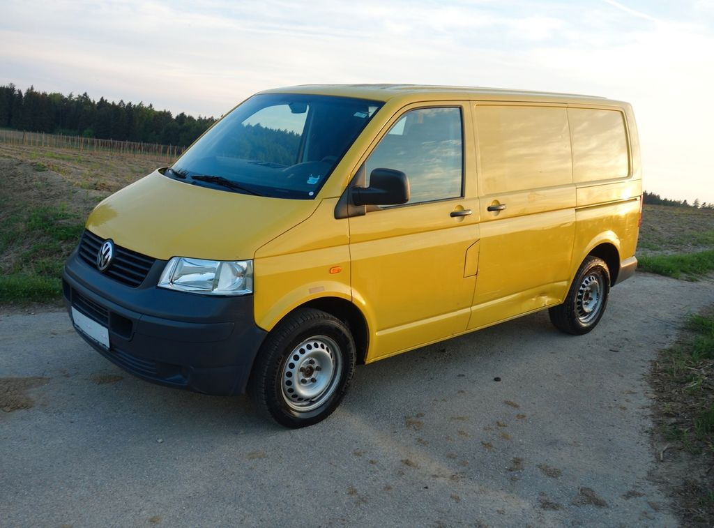 Volkswagen T5 1.9 TDI Transporter 2xSchiebetüre 1.Hand - Minibus, Personenvervoer: afbeelding 4 Volkswagen T5 1.9 TDI Transporter 2xSchiebetüre 1.Hand - Minibus, Personenvervoer: afbeelding 4