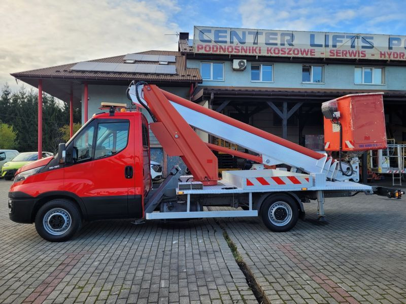 Iveco Daily 35S11 podnośnik koszowy 20 m Multitel MT202DS - Vrachtwagen hoogwerker: afbeelding 5 Iveco Daily 35S11 podnośnik koszowy 20 m Multitel MT202DS - Vrachtwagen hoogwerker: afbeelding 5