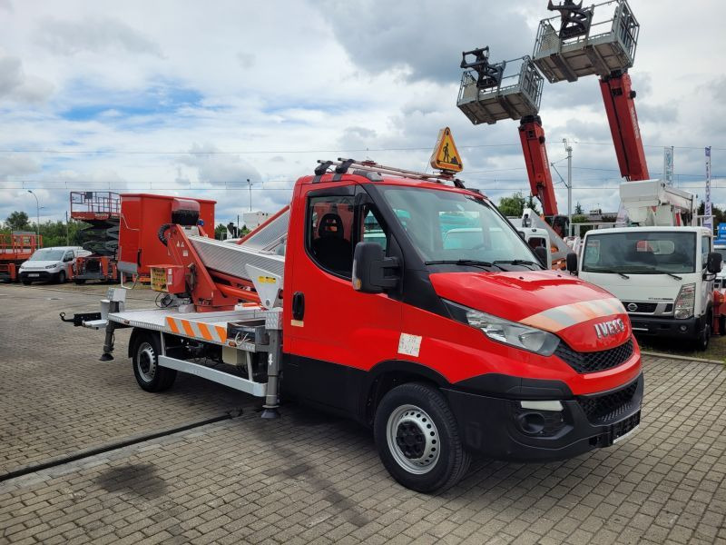 Iveco Daily 35S11 podnośnik koszowy 20 m Multitel MX200 - Vrachtwagen hoogwerker: afbeelding 3 Iveco Daily 35S11 podnośnik koszowy 20 m Multitel MX200 - Vrachtwagen hoogwerker: afbeelding 3