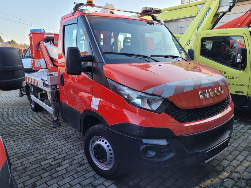 Iveco Daily 35S12 podnośnik koszowy 25 m Multitel MX250 - Vrachtwagen hoogwerker: afbeelding 2 Iveco Daily 35S12 podnośnik koszowy 25 m Multitel MX250 - Vrachtwagen hoogwerker: afbeelding 2