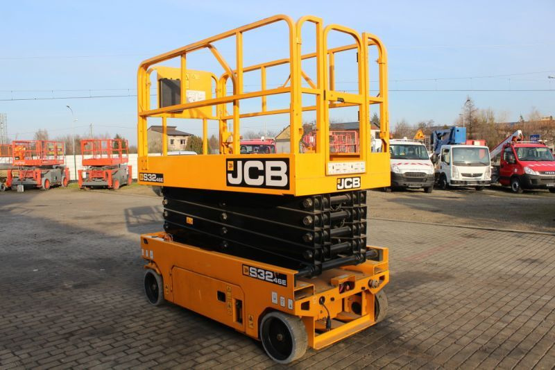 JCB podnośnik nożycowy elektryczny 12 m JCB S3246E electric scissor lift - Schaarlift: afbeelding 3 JCB podnośnik nożycowy elektryczny 12 m JCB S3246E electric scissor lift - Schaarlift: afbeelding 3