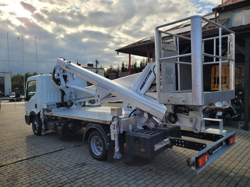 Nissan Cabstar NT400 podnośnik koszowy 20 m Multitel HX200 - Vrachtwagen hoogwerker: afbeelding 4 Nissan Cabstar NT400 podnośnik koszowy 20 m Multitel HX200 - Vrachtwagen hoogwerker: afbeelding 4