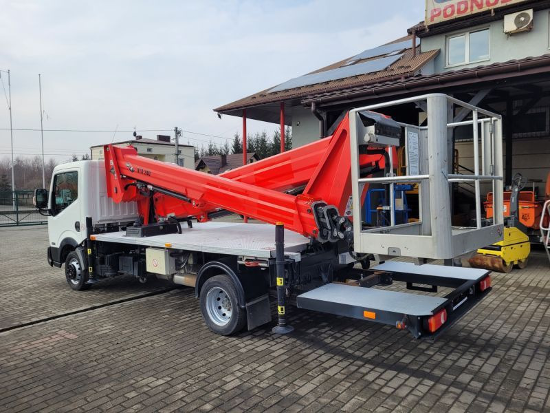Nissan Cabstar NT400 podnośnik koszowy 24 m Versalift VTX-240 bucket truck boom lift - Vrachtwagen hoogwerker: afbeelding 4 Nissan Cabstar NT400 podnośnik koszowy 24 m Versalift VTX-240 bucket truck boom lift - Vrachtwagen hoogwerker: afbeelding 4