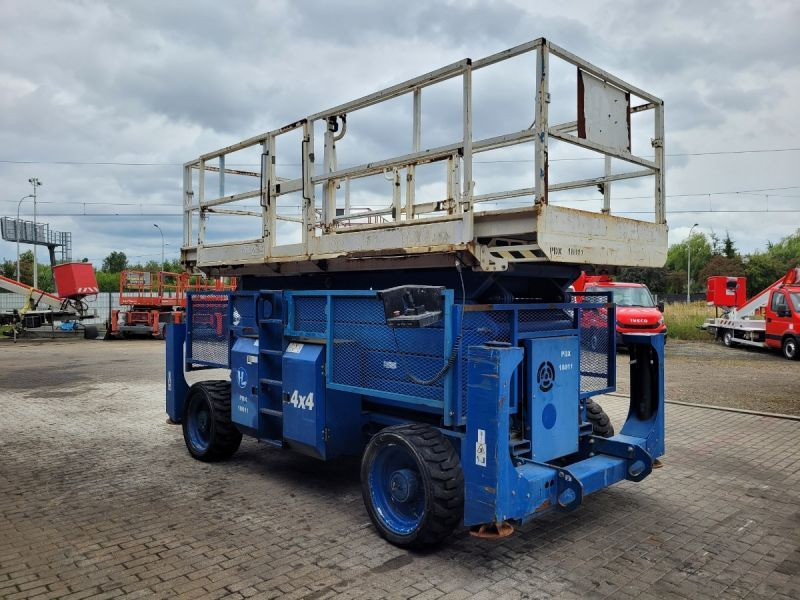 Podnośnik nożycowy 4x4 spalinowy 18 m Genie GS 5390 RT - Schaarlift: afbeelding 2 Podnośnik nożycowy 4x4 spalinowy 18 m Genie GS 5390 RT - Schaarlift: afbeelding 2