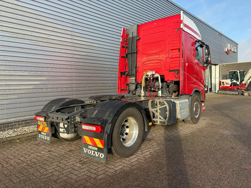 Volvo FH 460 / 4x2 PTO / APK - TUV oktober 2026 / - Trekker: afbeelding 4 Volvo FH 460 / 4x2 PTO / APK - TUV oktober 2026 / - Trekker: afbeelding 4