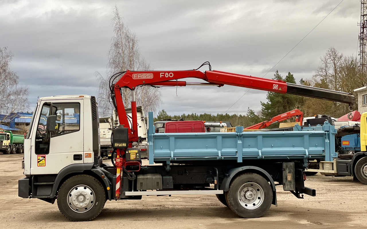 IVECO EUROCARGO - Kraanwagen: afbeelding 4 IVECO EUROCARGO - Kraanwagen: afbeelding 4