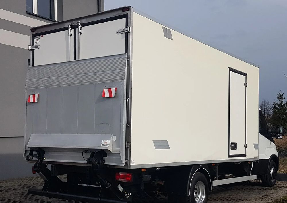 Iveco Daily 70-170 WINDA CHŁODNIA 10EP AGREGAT IZOTERMA - Koelwagen vrachtwagen: afbeelding 4 Iveco Daily 70-170 WINDA CHŁODNIA 10EP AGREGAT IZOTERMA - Koelwagen vrachtwagen: afbeelding 4