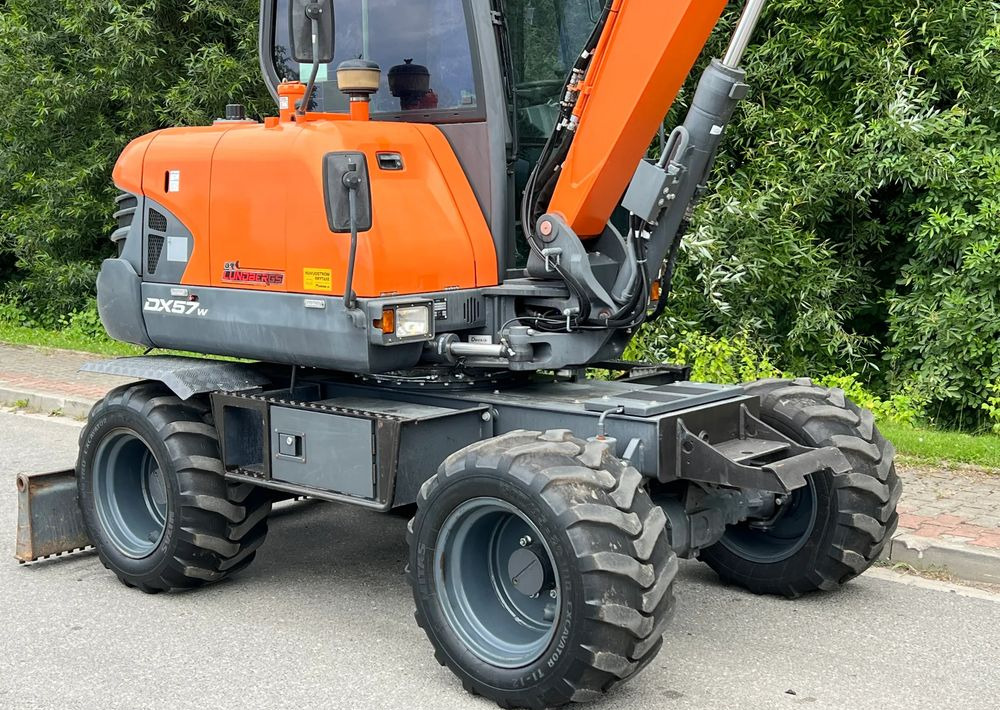 Doosan DOOSAN DX57W *ROTOTILT* 2200 Motogodzin * Jak Nowa * Sprowadzona * Stan Perfekcyjny - Mobiele graafmachine: afbeelding 5 Doosan DOOSAN DX57W *ROTOTILT* 2200 Motogodzin * Jak Nowa * Sprowadzona * Stan Perfekcyjny - Mobiele graafmachine: afbeelding 5