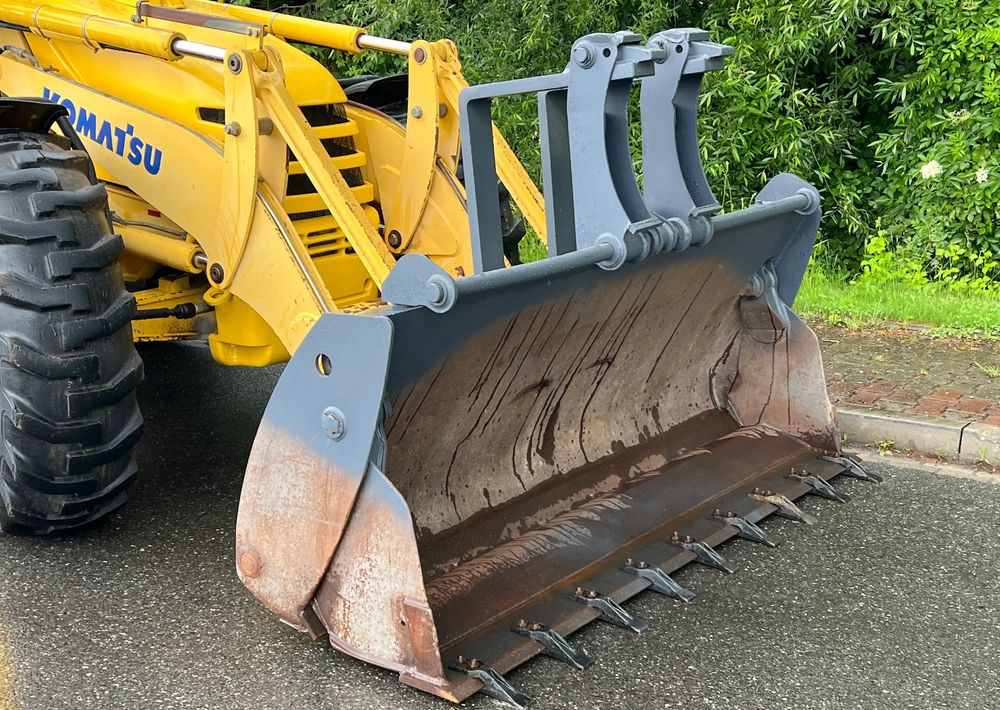 Komatsu * Koparko Ładowarka * Komatsu WB 97 S Utility * - Graaflaadmachine: afbeelding 2 Komatsu * Koparko Ładowarka * Komatsu WB 97 S Utility * - Graaflaadmachine: afbeelding 2
