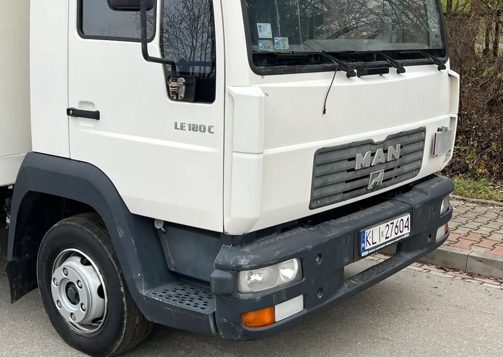 MAN MAN 8-180 KONTENER WINDA ZAŁADOWCZA - Bakwagen: afbeelding 3 MAN MAN 8-180 KONTENER WINDA ZAŁADOWCZA - Bakwagen: afbeelding 3