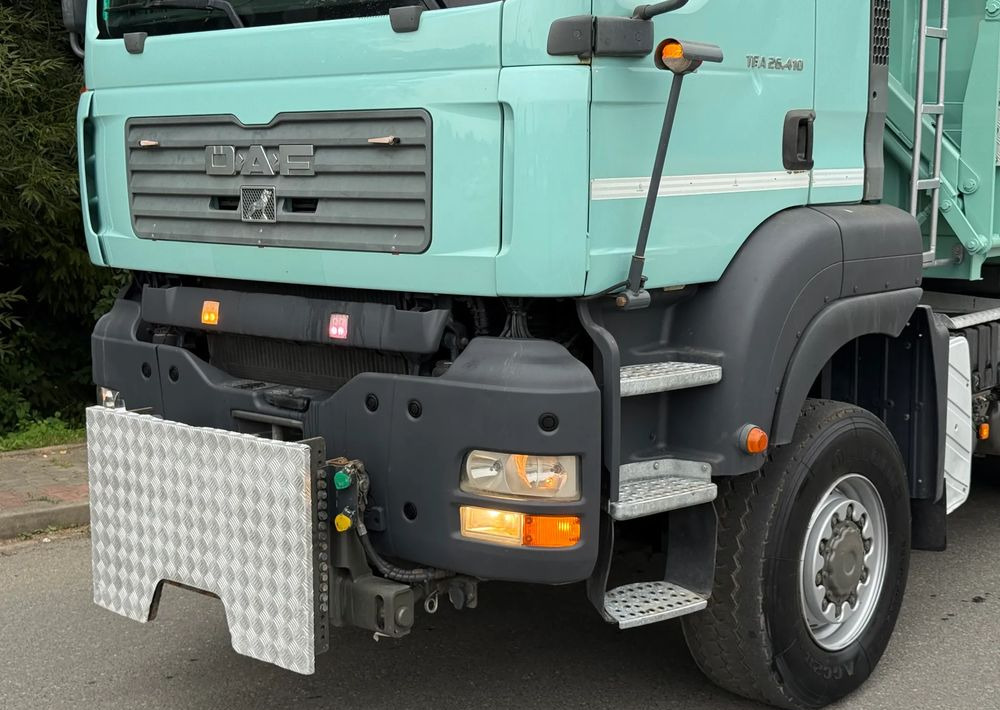 MAN * TGA 26.410 MAN * Kiper / Wywrotka * 6x6 * Sprowadzona * Bordmatik x2 * Bardzo Dobry Stan - Kipper vrachtwagen: afbeelding 4 MAN * TGA 26.410 MAN * Kiper / Wywrotka * 6x6 * Sprowadzona * Bordmatik x2 * Bardzo Dobry Stan - Kipper vrachtwagen: afbeelding 4