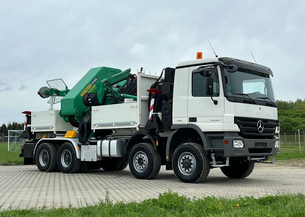 Mercedes-Benz * Mercedes 8x6 Actros 4144 * HDS Palfinger 150002 + FLY JIB PJ 170 * Dźwig * 40 TON * Wyciągarka * 35 Metrów * Kosz * - Kraanwagen: afbeelding 1 Mercedes-Benz * Mercedes 8x6 Actros 4144 * HDS Palfinger 150002 + FLY JIB PJ 170 * Dźwig * 40 TON * Wyciągarka * 35 Metrów * Kosz * - Kraanwagen: afbeelding 1