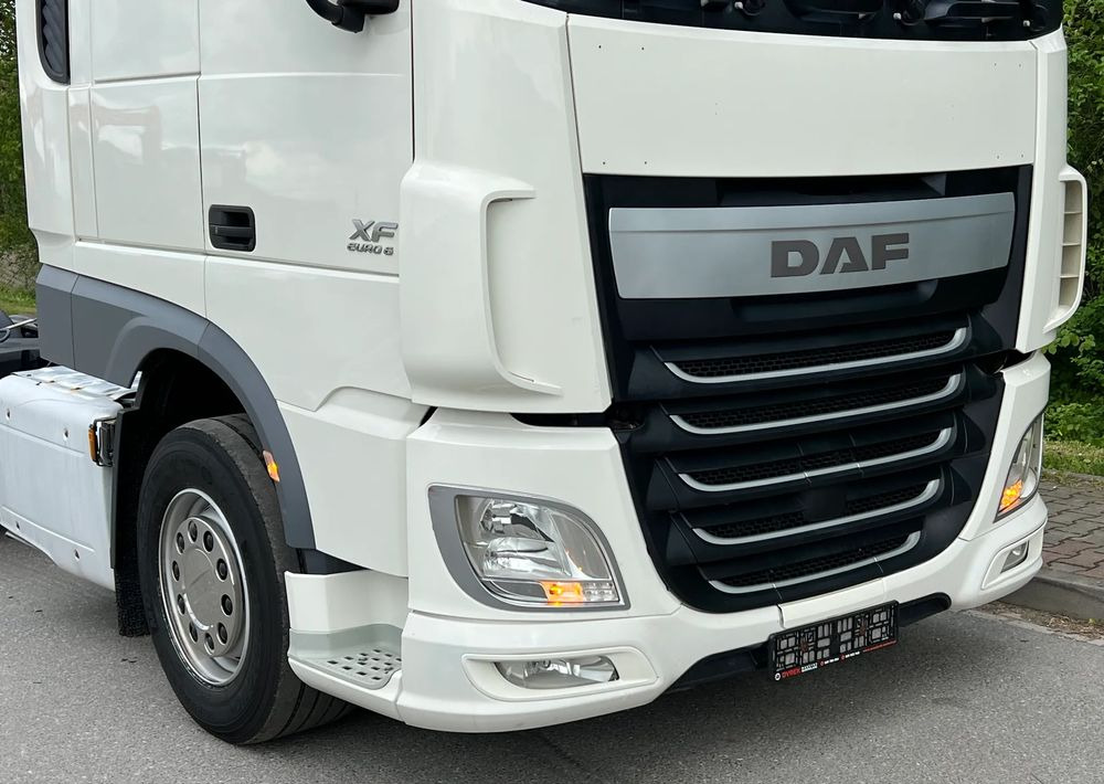 DAF * DAF XF 106 * SPROWADZONY * SUPER STAN CIĄGNIK SIODŁOWY Euro 6 - Trekker: afbeelding 2 DAF * DAF XF 106 * SPROWADZONY * SUPER STAN CIĄGNIK SIODŁOWY Euro 6 - Trekker: afbeelding 2