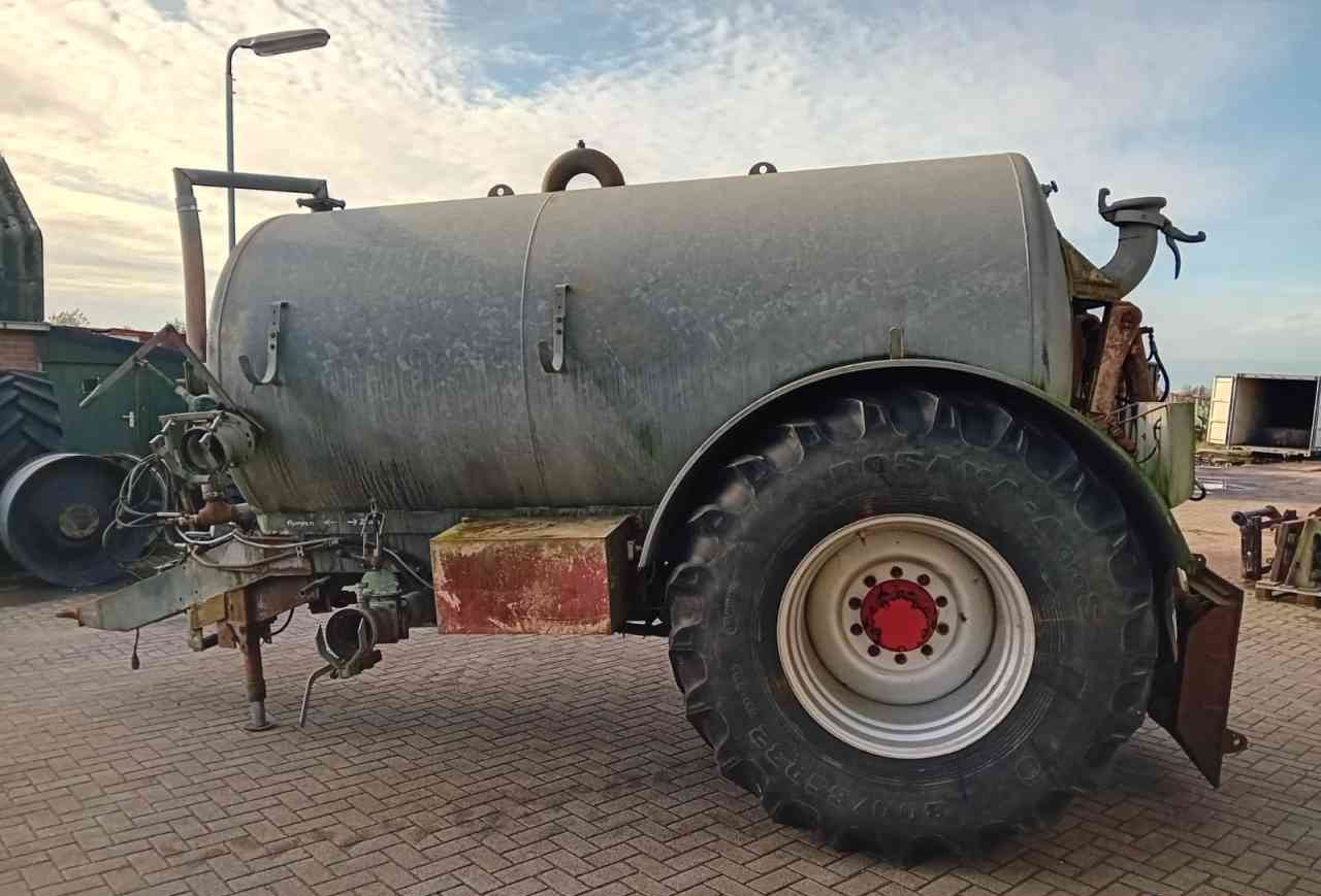 Ipsam 8000 l. mesttank wormpomp mestverwerking - Mesttank: afbeelding 3 Ipsam 8000 l. mesttank wormpomp mestverwerking - Mesttank: afbeelding 3