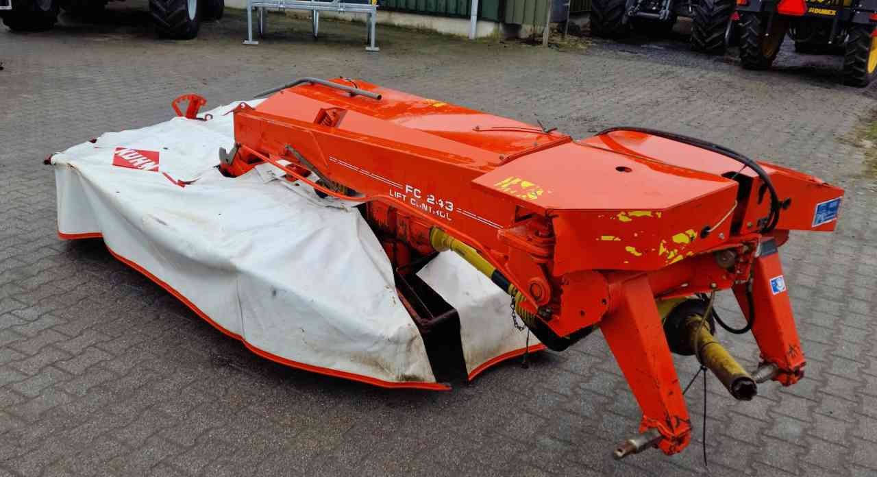Kuhn FC243 schijvenmaaier - Maaimachine: afbeelding 3 Kuhn FC243 schijvenmaaier - Maaimachine: afbeelding 3