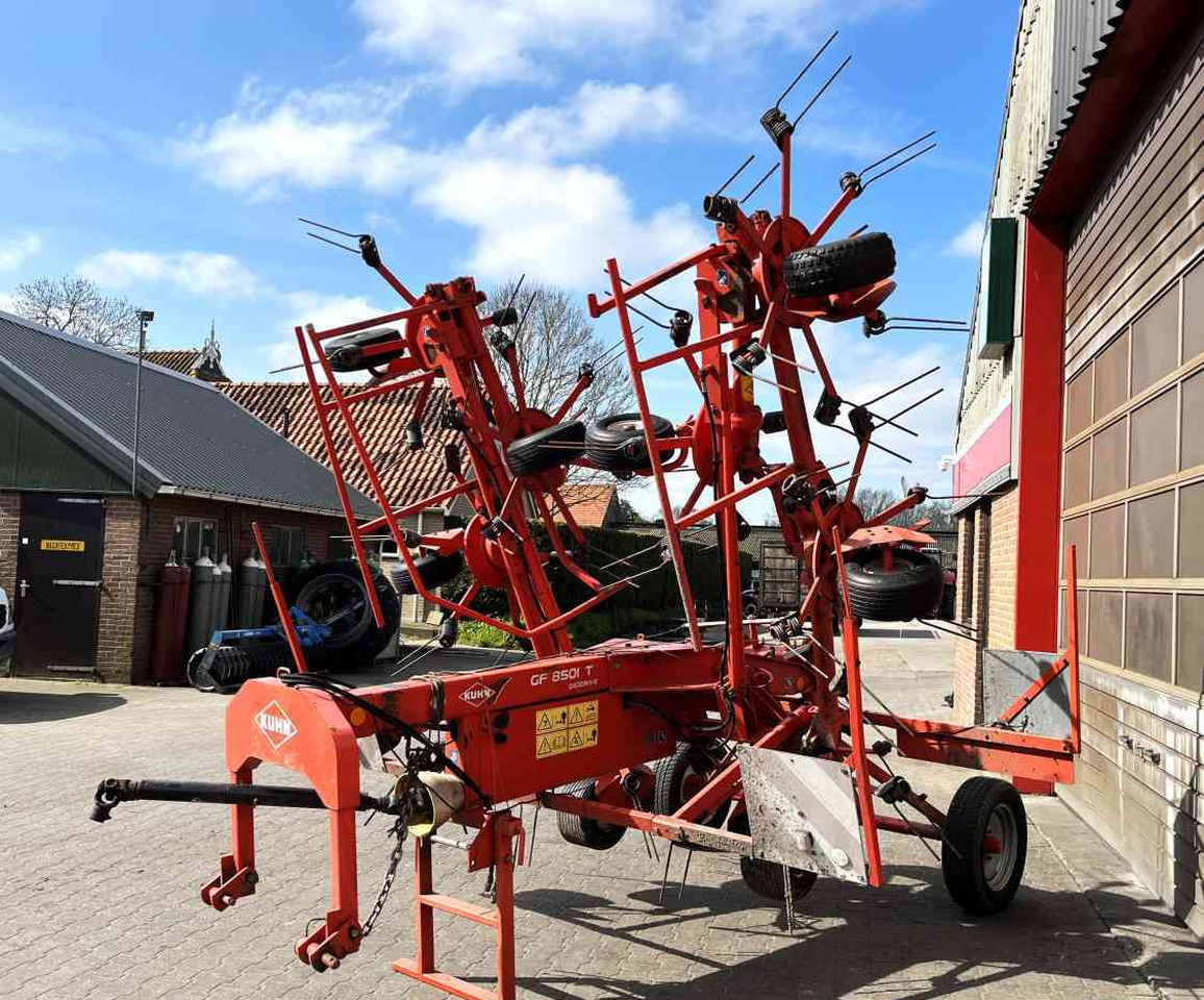 Kuhn GF 8501T Tedder Schudder Kreiselheuer weidebouwmachines - Hooischudder: afbeelding 3 Kuhn GF 8501T Tedder Schudder Kreiselheuer weidebouwmachines - Hooischudder: afbeelding 3