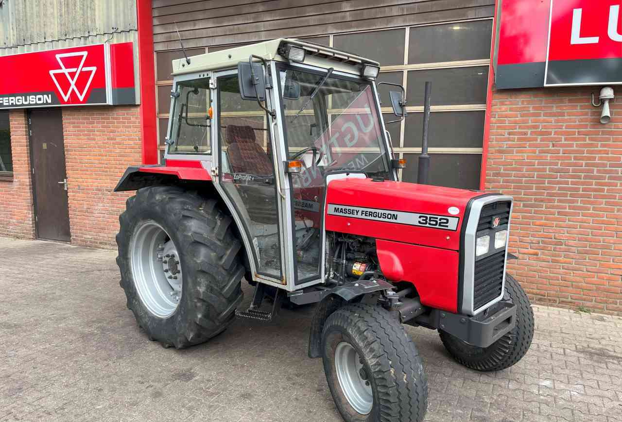 Massey Ferguson 352 Turbo Tractoren. - Tractor: afbeelding 2 Massey Ferguson 352 Turbo Tractoren. - Tractor: afbeelding 2