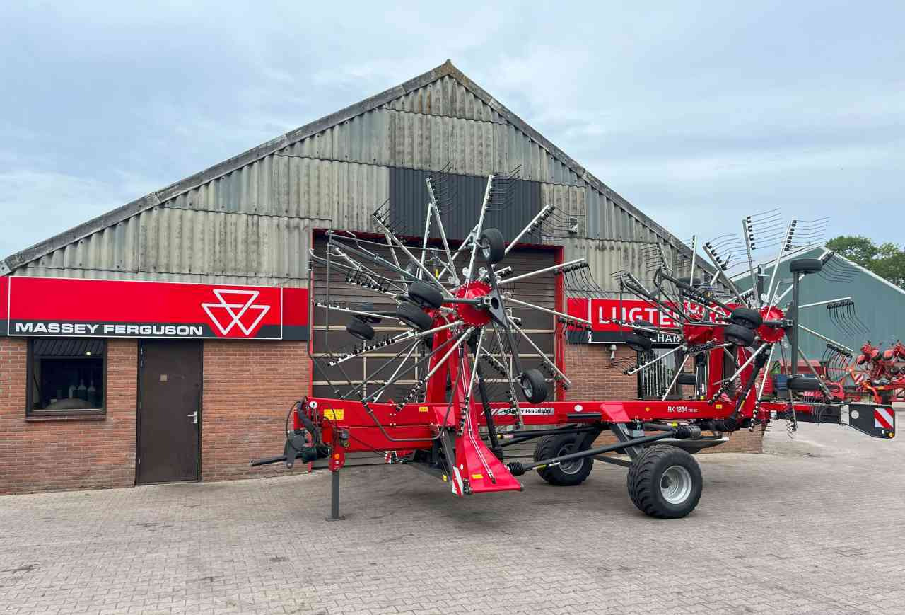 Massey Ferguson RK 1254 TRC-EC Hark 4-elements rake, rugger, zwiller Weidebouwmachines - Hooischudder: afbeelding 1 Massey Ferguson RK 1254 TRC-EC Hark 4-elements rake, rugger, zwiller Weidebouwmachines - Hooischudder: afbeelding 1