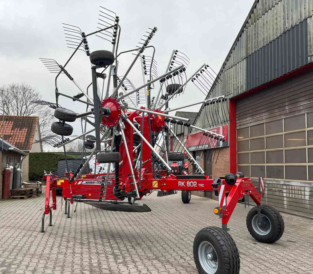 Massey Ferguson RK 802 TRC weidebouwmachines Fella Hark Rake Zwiller - Hooischudder: afbeelding 4 Massey Ferguson RK 802 TRC weidebouwmachines Fella Hark Rake Zwiller - Hooischudder: afbeelding 4
