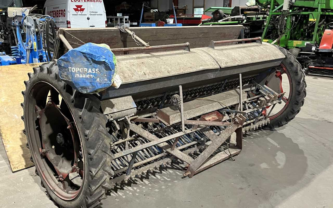 Stegsted Zaaimachine grondbewerking - Zaaimachine: afbeelding 2 Stegsted Zaaimachine grondbewerking - Zaaimachine: afbeelding 2