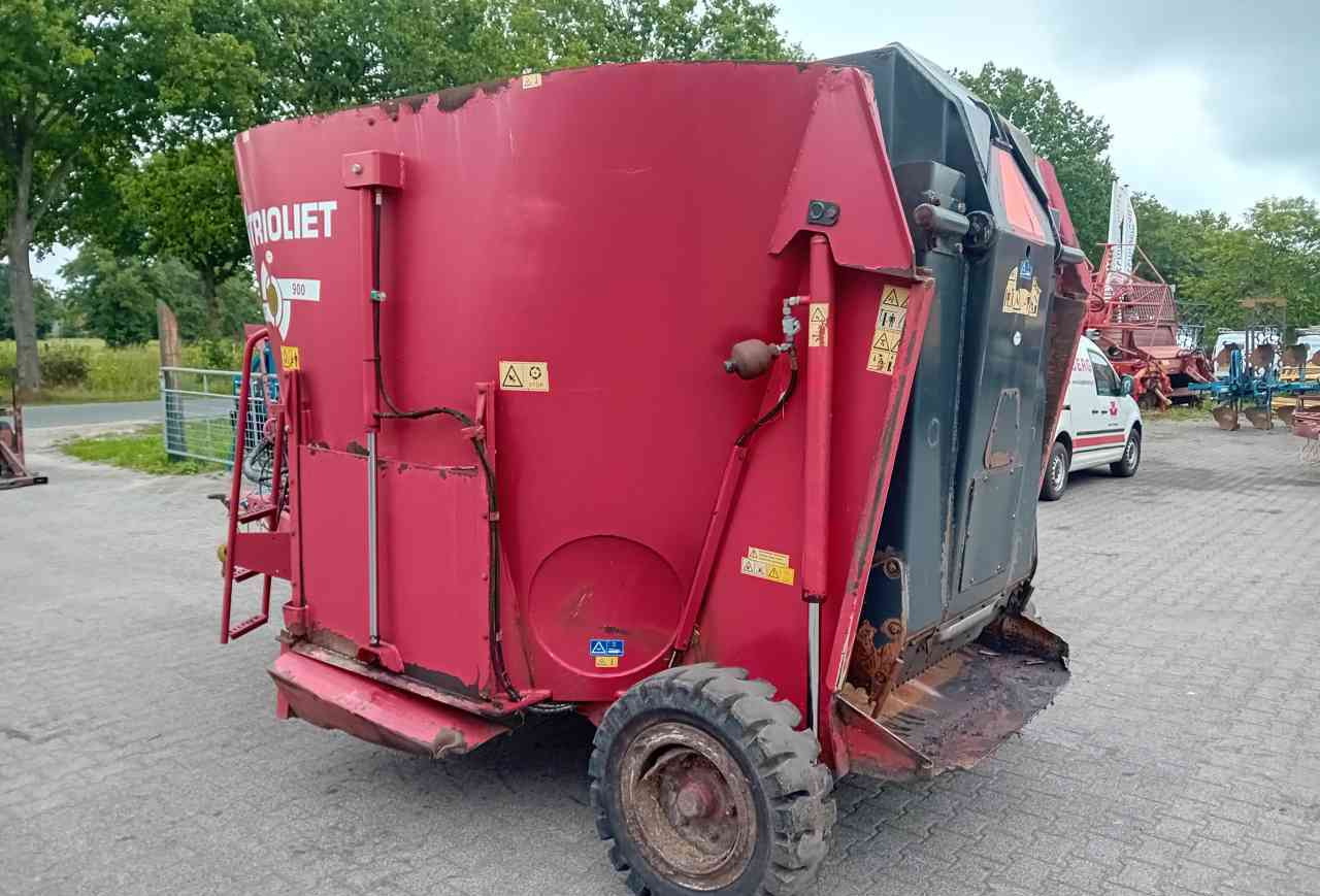 Trioliet Gigant 900 voermengwagen - Voermengwagen: afbeelding 2 Trioliet Gigant 900 voermengwagen - Voermengwagen: afbeelding 2