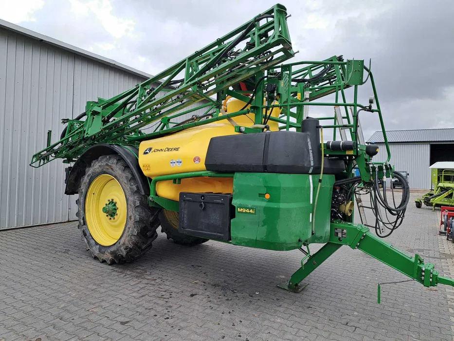 John Deere M944I - Getrokken veldspuit: afbeelding 4 John Deere M944I - Getrokken veldspuit: afbeelding 4