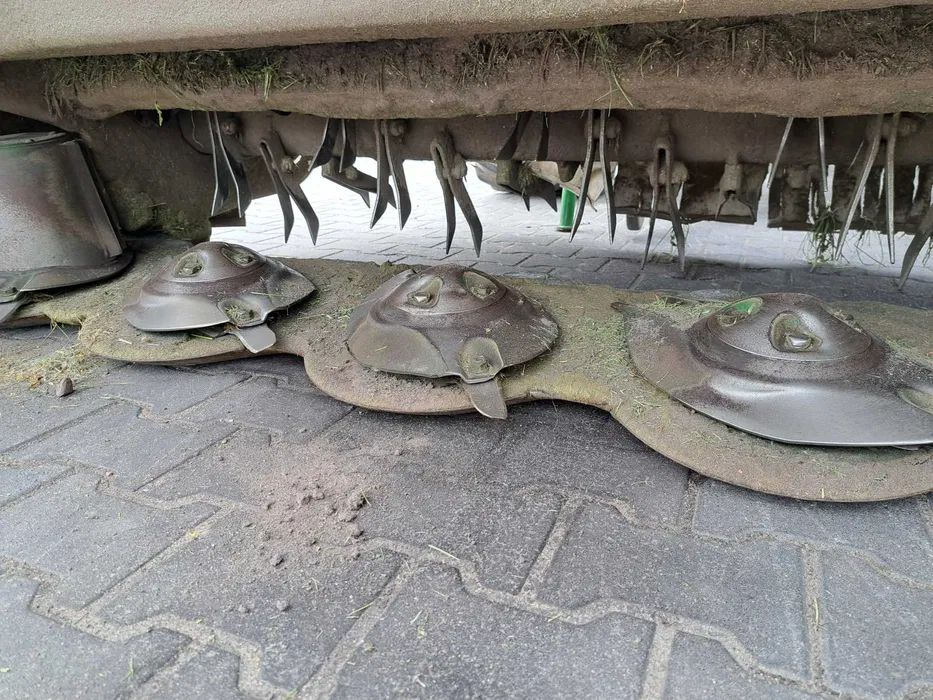 Mchale F3100 R3100 PRO GLIDE zestaw kosiarek - Maaimachine: afbeelding 4 Mchale F3100 R3100 PRO GLIDE zestaw kosiarek - Maaimachine: afbeelding 4