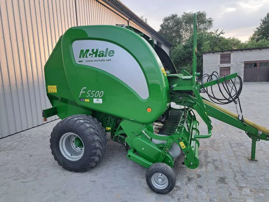 Mchale F5500 - Ronde balenpers: afbeelding 2 Mchale F5500 - Ronde balenpers: afbeelding 2