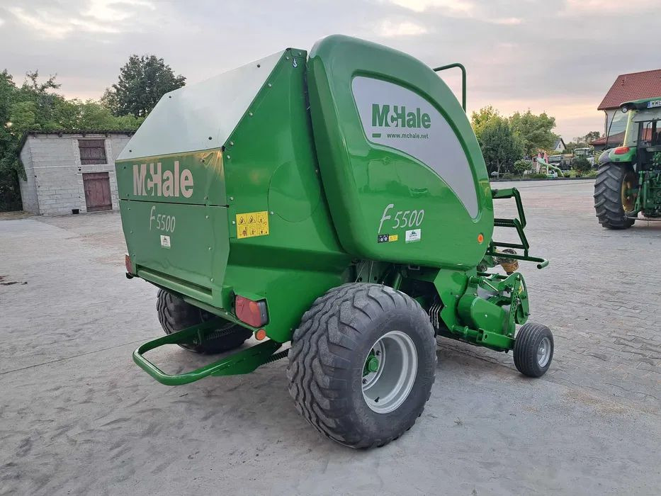 Mchale F5500 - Ronde balenpers: afbeelding 3 Mchale F5500 - Ronde balenpers: afbeelding 3
